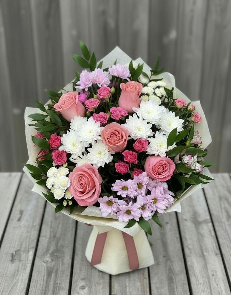 Букет цветов из: Альстромерии, Гвоздики, Розы и Хризантемы в Николиной Балке