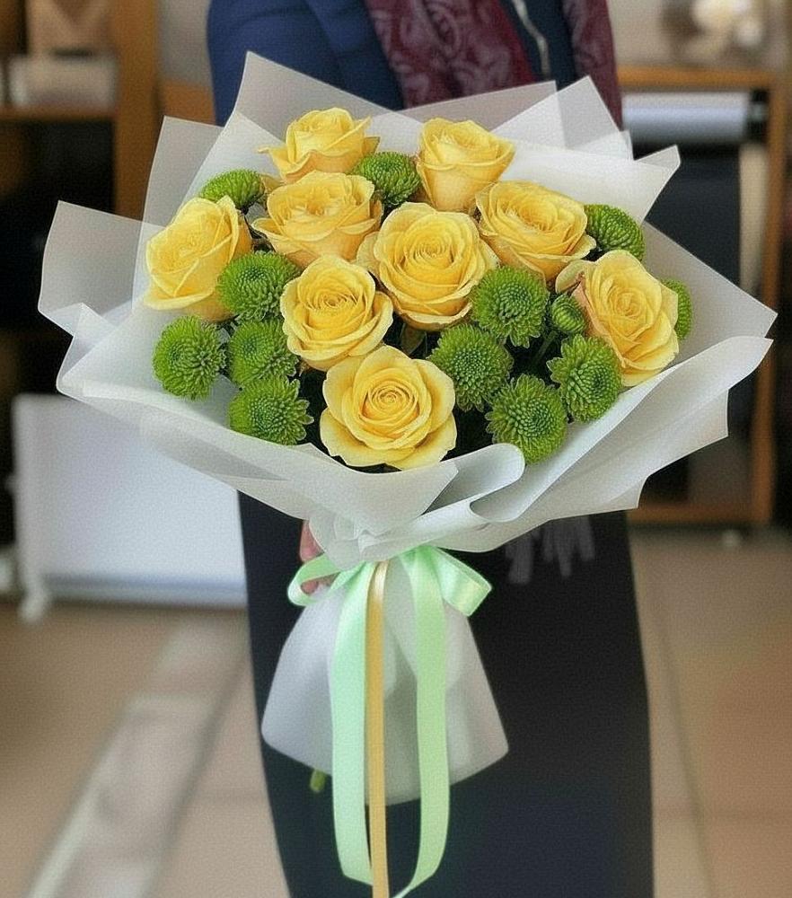 Букет цветов из: Хризантемы и Розы в Николиной Балке