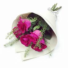 Букет цветов из:  Розы в Николиной Балке