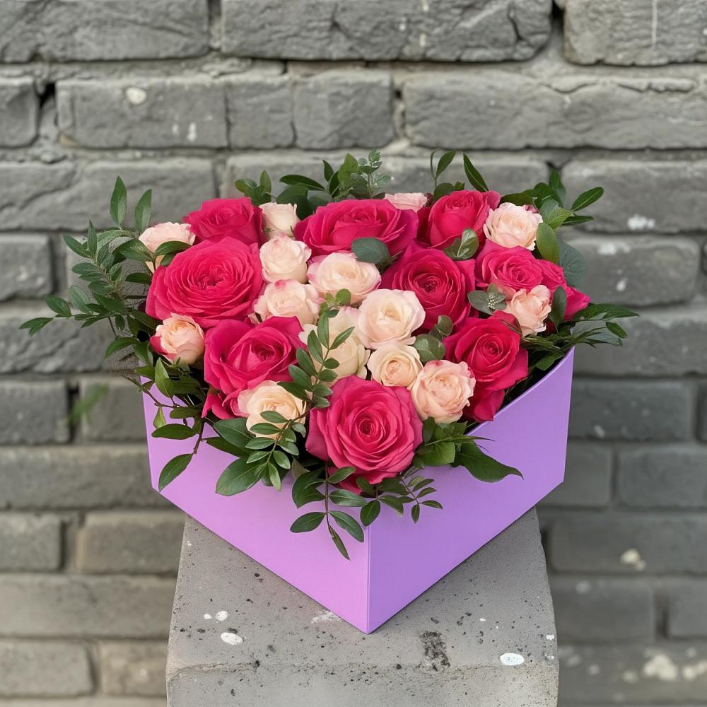 Цветочная композиция из Розы в коробке в Николиной Балке
