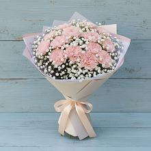 Букет цветов из:  Гвоздики в Николиной Балке
