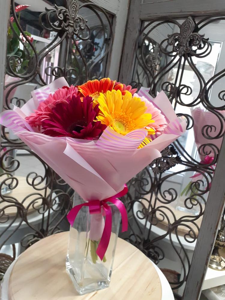 Букет цветов из: Герберы в Николиной Балке