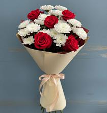 Букет цветов из:  Розы и Хризантемы в Николиной Балке