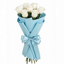 Букет 7 белых роз Проуд в Николиной Балке