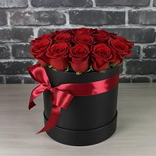 Цветочная композиция из Розы в шляпной коробке в Николиной Балке