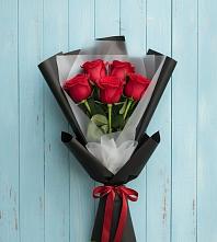 Букет цветов из:  Розы в Николиной Балке