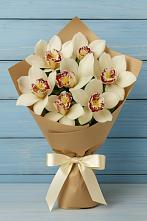 Букет цветов из:  Орхидеи и Розы в Николиной Балке