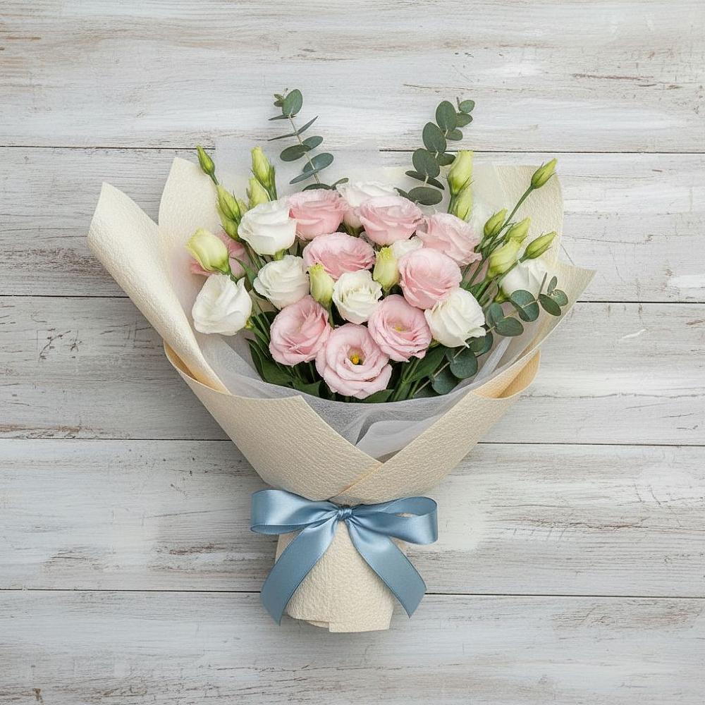 Букет цветов из: Лизиантусы в Николиной Балке